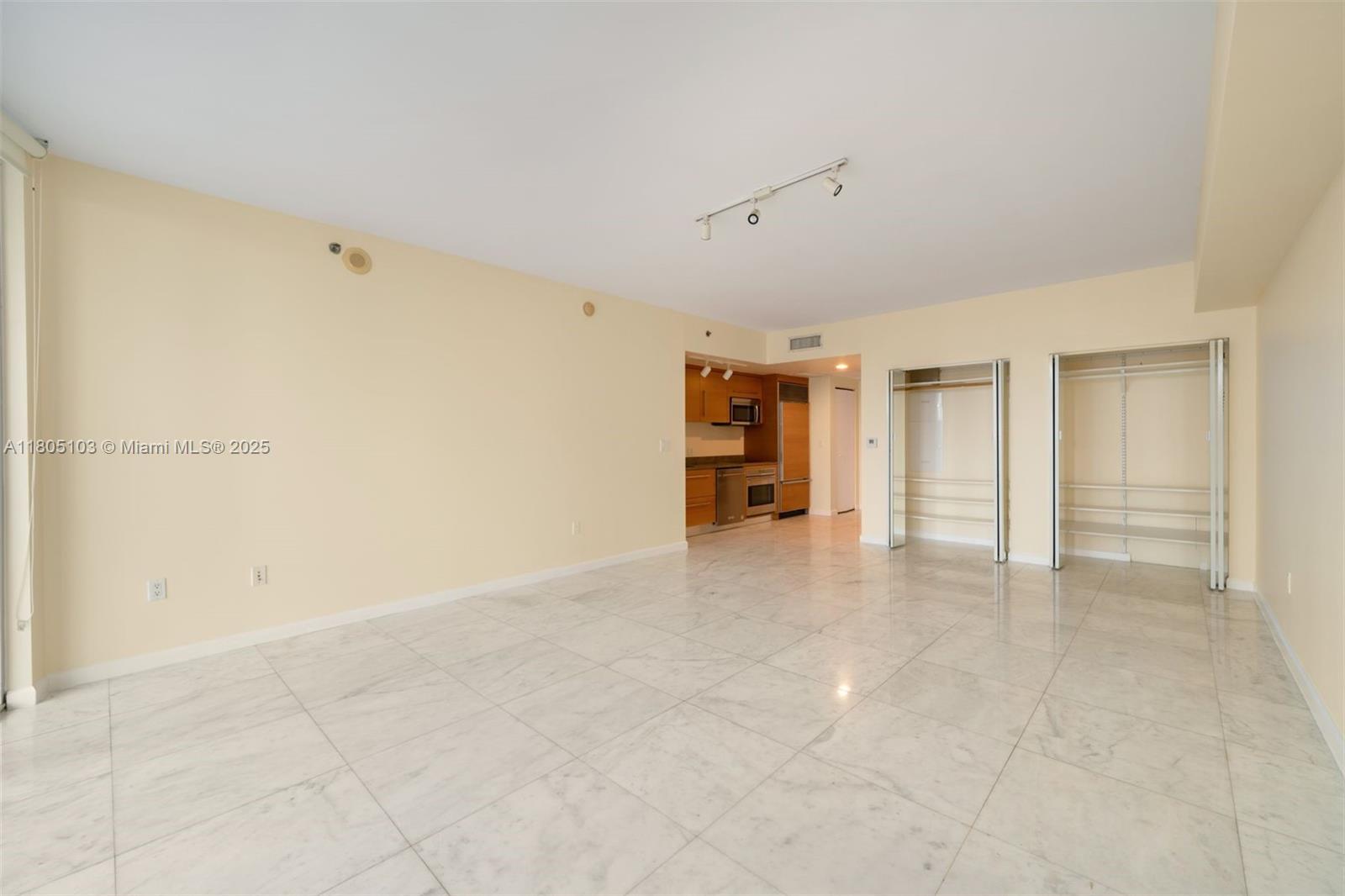 475 Brickell Ave 4210, Miami, Broward County, Florida - 1 Bathrooms - 