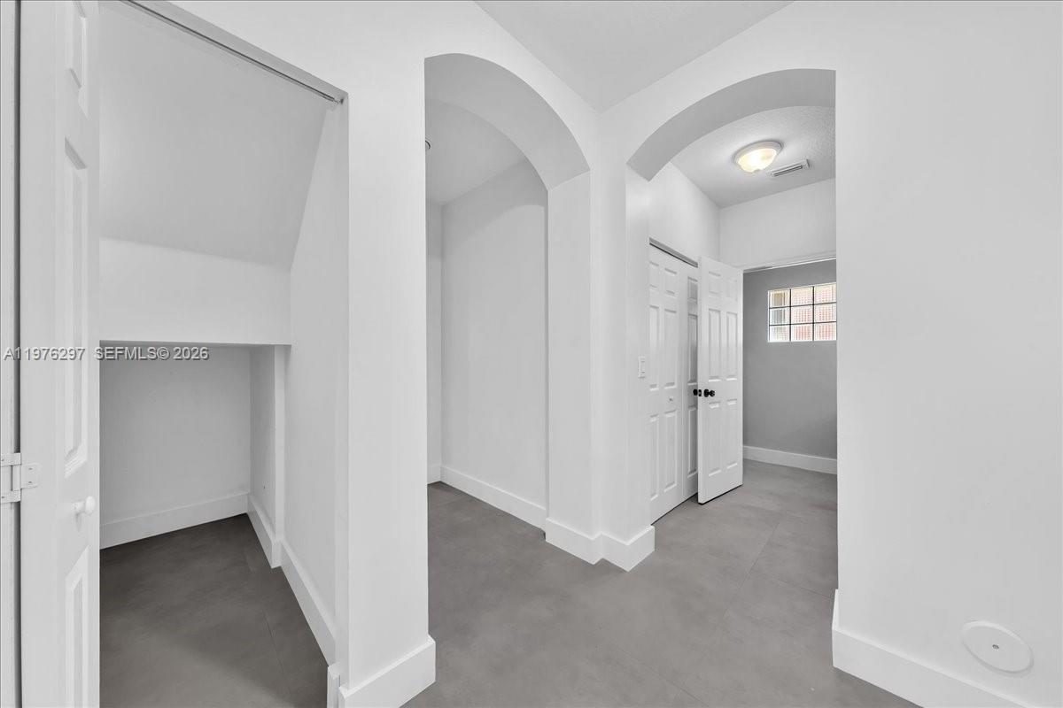 COCO LAKES - Residential