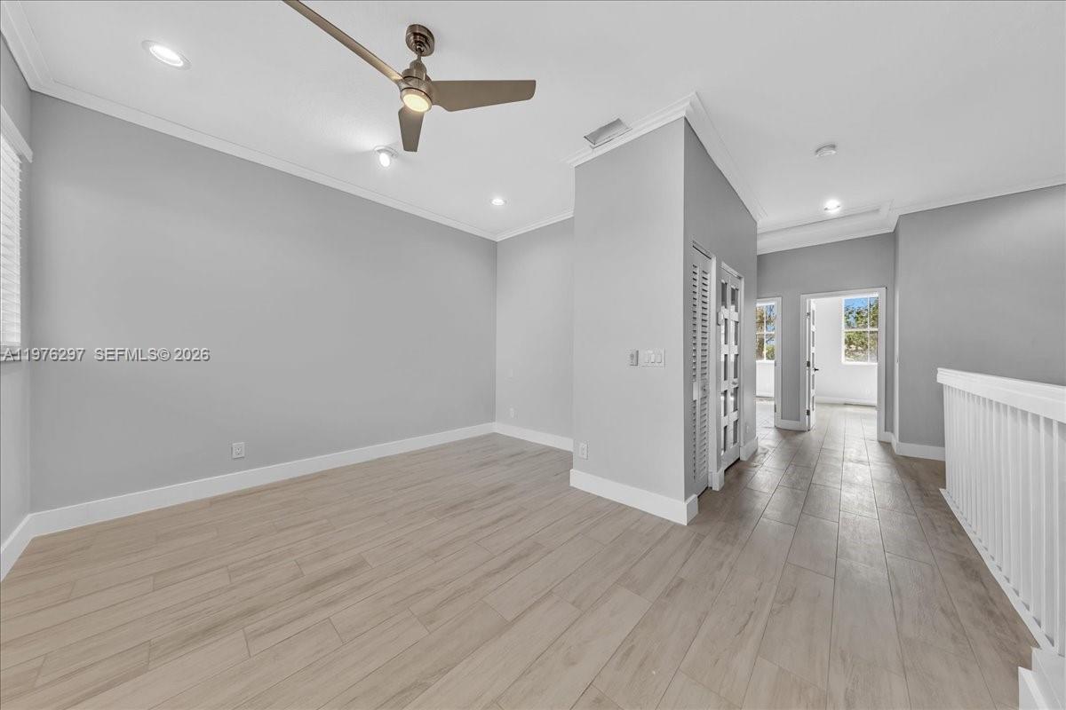 COCO LAKES - Residential