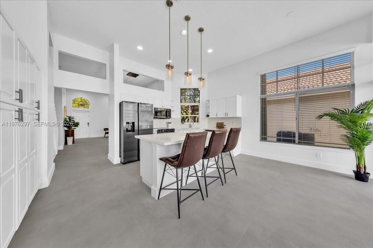 COCO LAKES - Residential