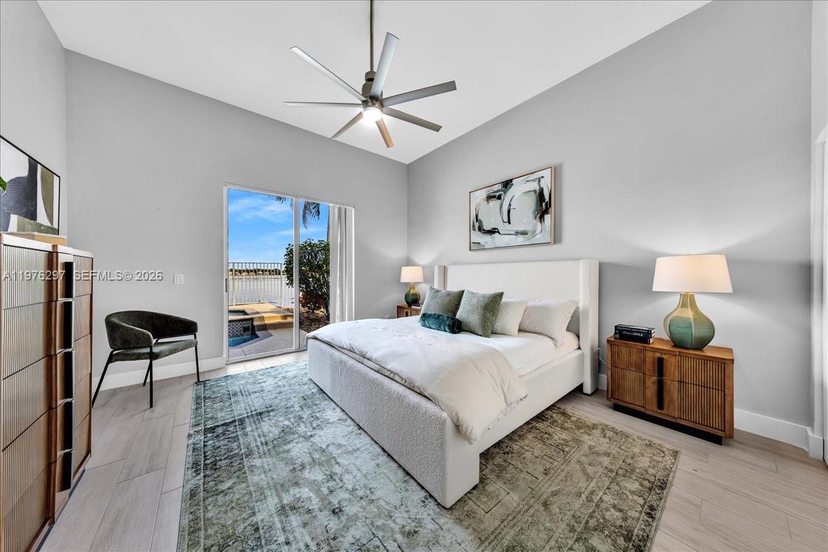 COCO LAKES - Residential