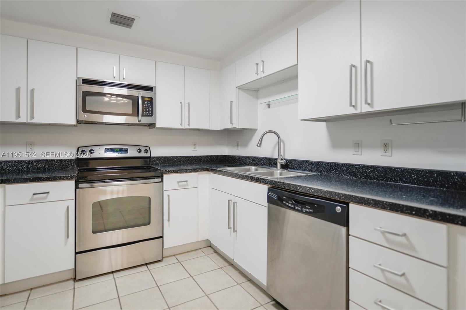 VUE AT BRICKELL CONDO - Residential