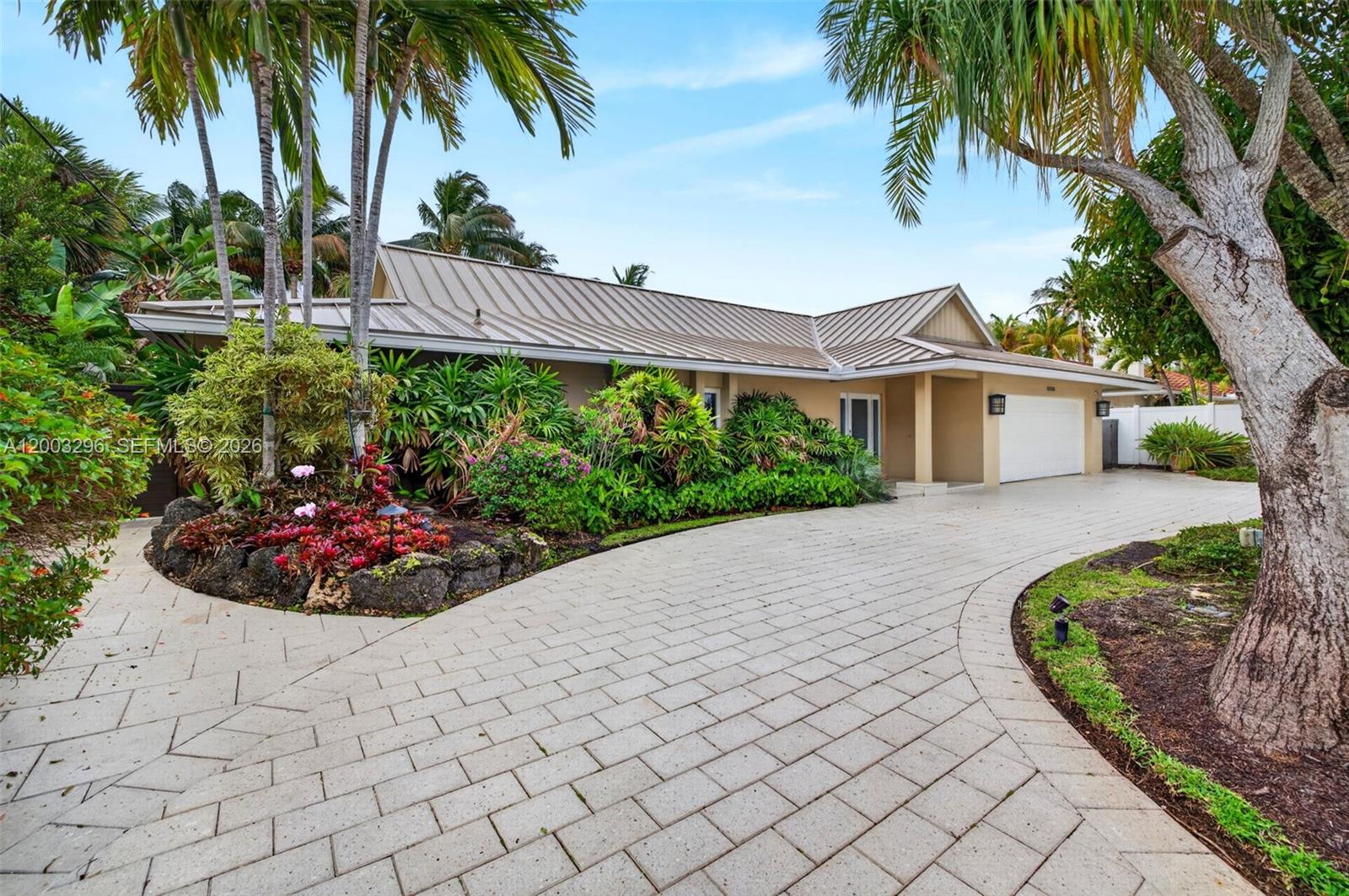 CORAL RIDGE COUNTRY CLUB - Residential