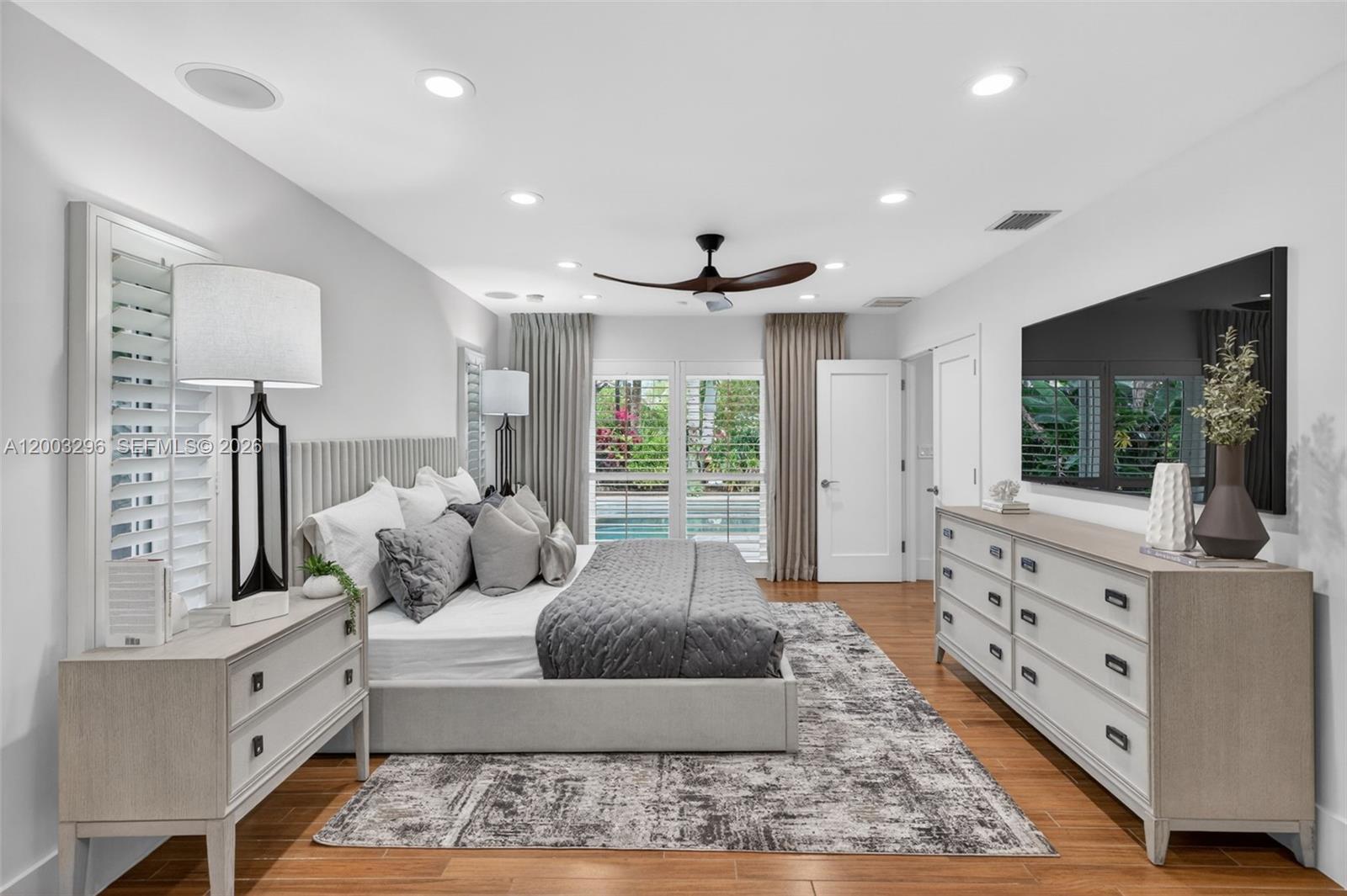 CORAL RIDGE COUNTRY CLUB - Residential