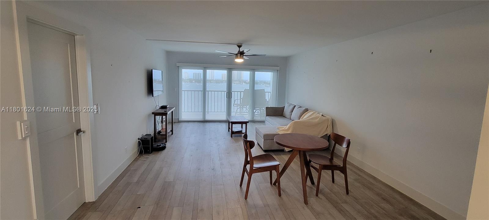 LAKE HARBOR COVE CONDO - Residential Lease