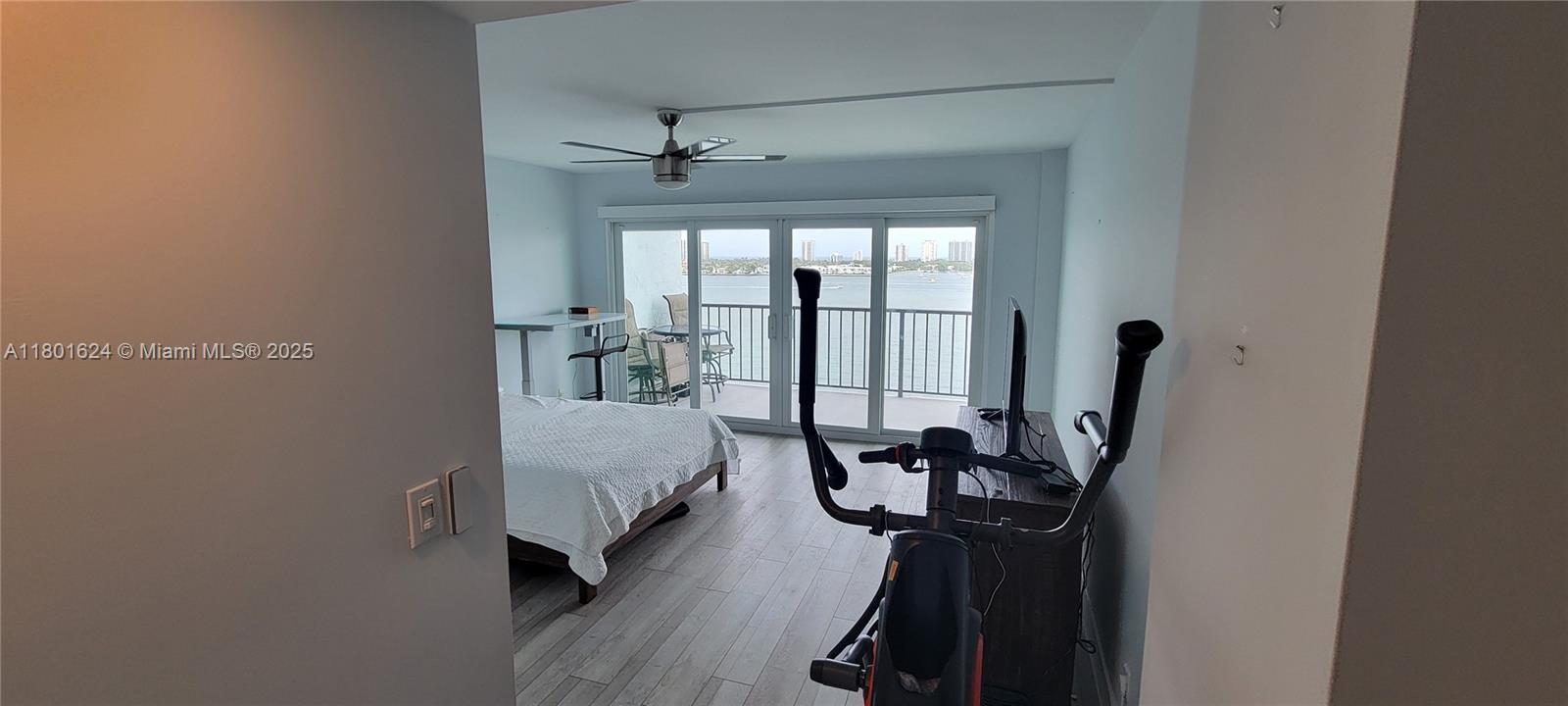 LAKE HARBOR COVE CONDO - Residential Lease