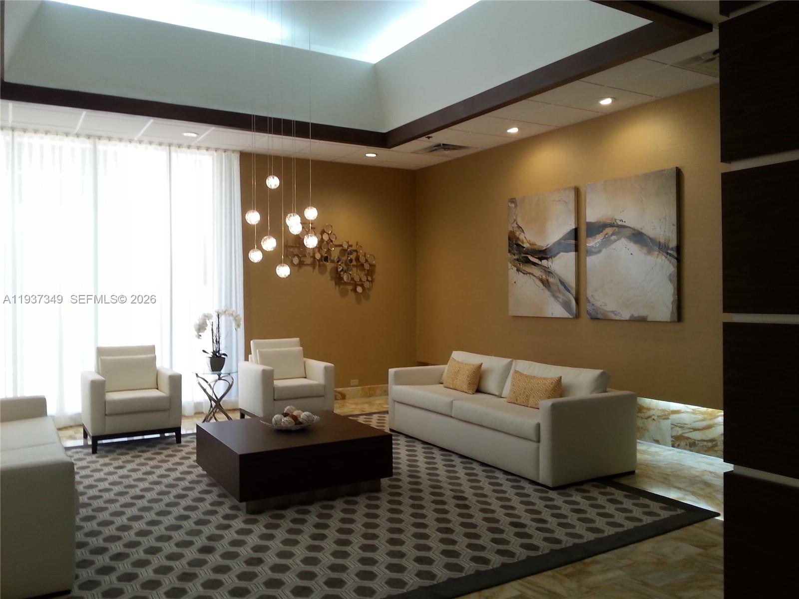 9511 Collins Ave 1108