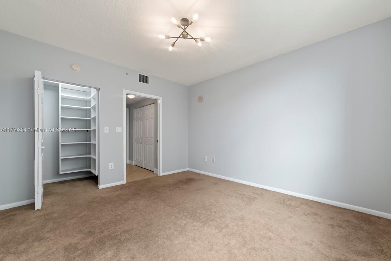 CITE CONDO - Residential