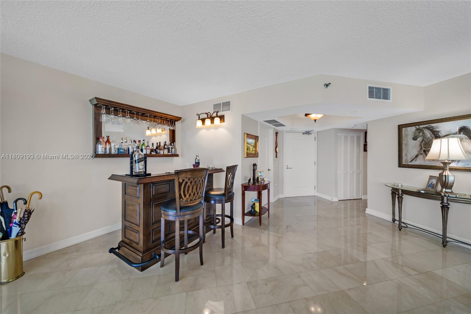 16445 Collins Ave 2226