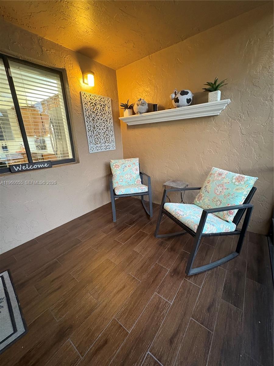 RACQUET CLUB APARTMENTS A - Residential