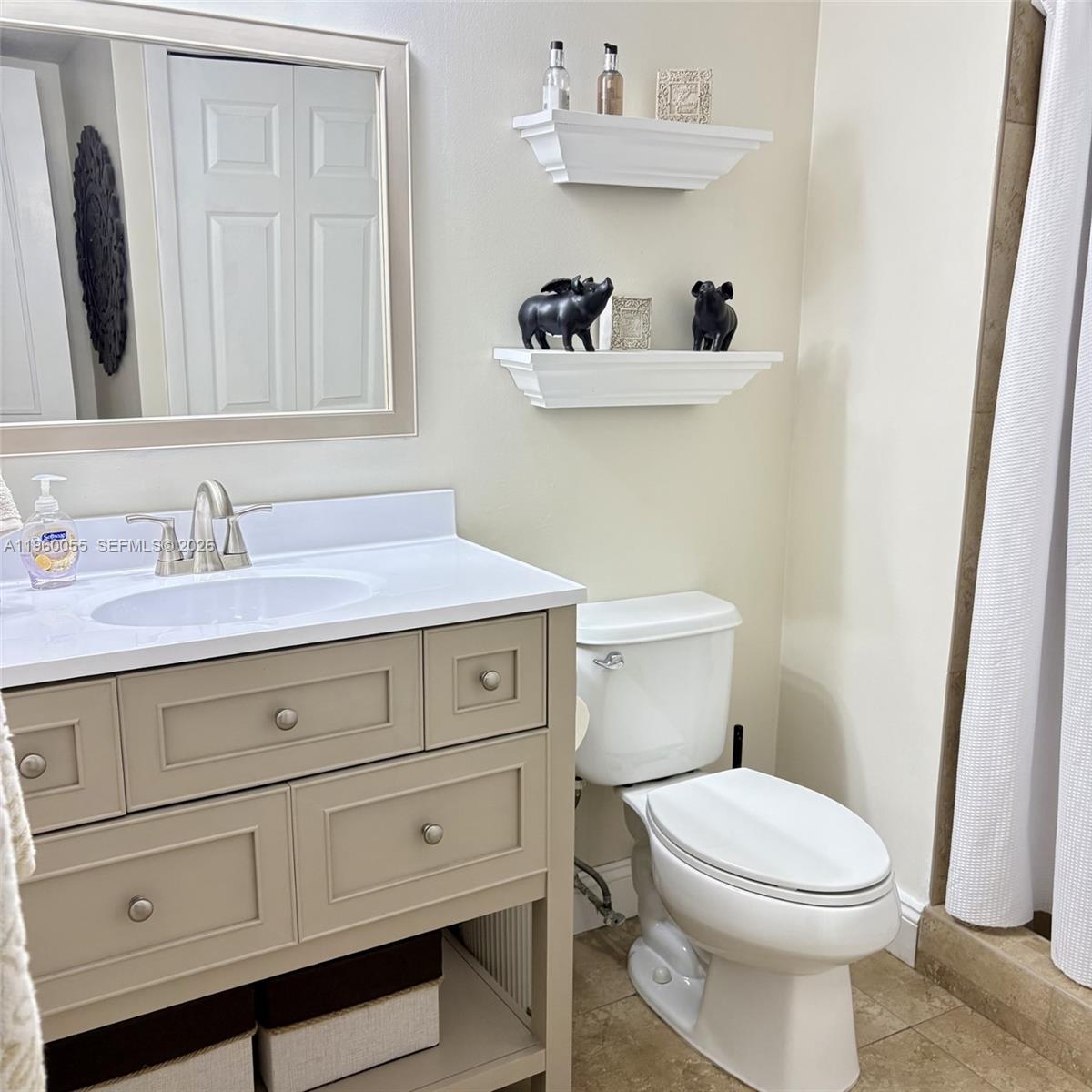 RACQUET CLUB APARTMENTS A - Residential