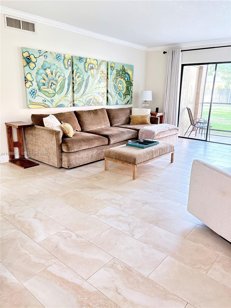 RACQUET CLUB APARTMENTS A - Residential