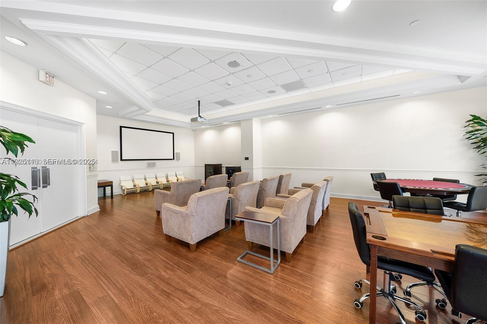 GREEN DIAMOND CONDO - Residential Lease