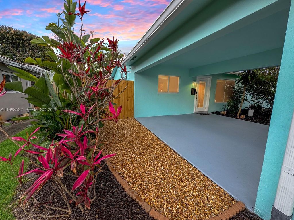 Photo of 1772 NW 39th St, Oakland Park, FL 33309 (MLS # A11983522)