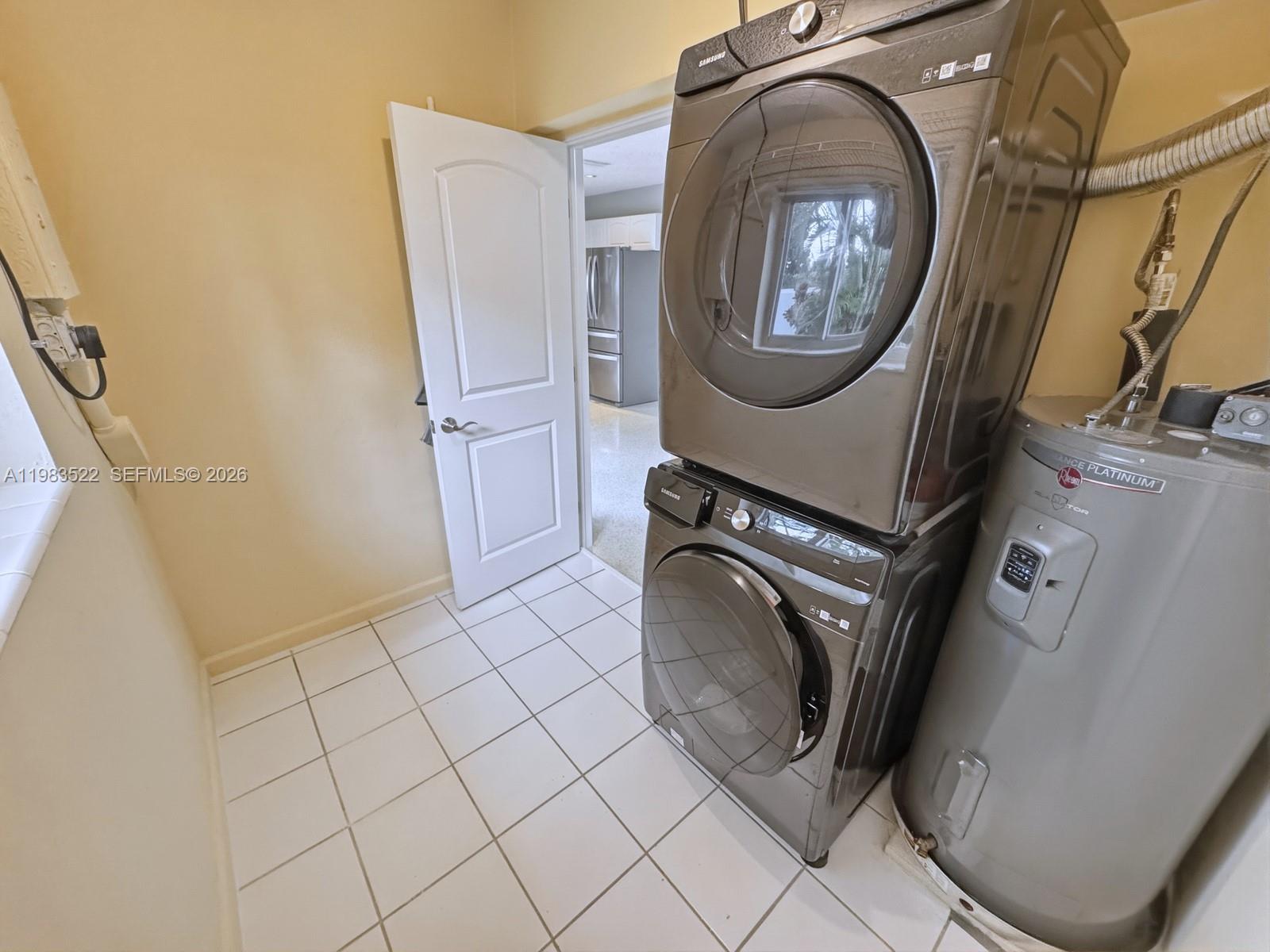 ROYAL PALM ACRES - Residential