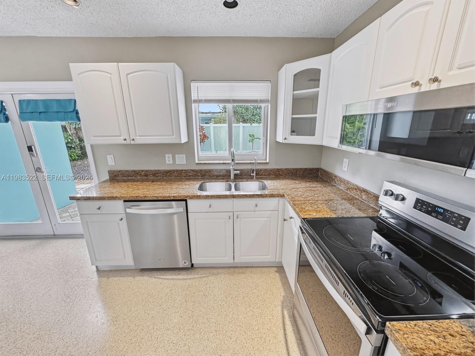 ROYAL PALM ACRES - Residential