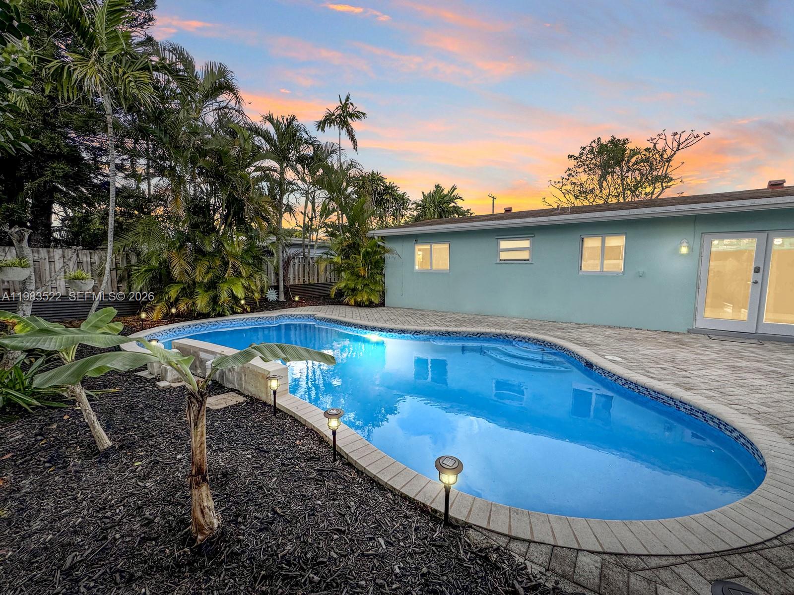 ROYAL PALM ACRES - Residential