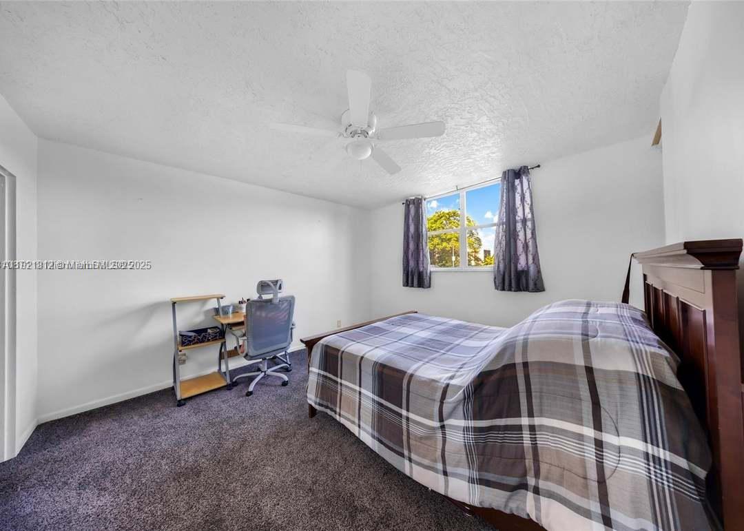 SOMERSET CONDOMINIUMS - Residential