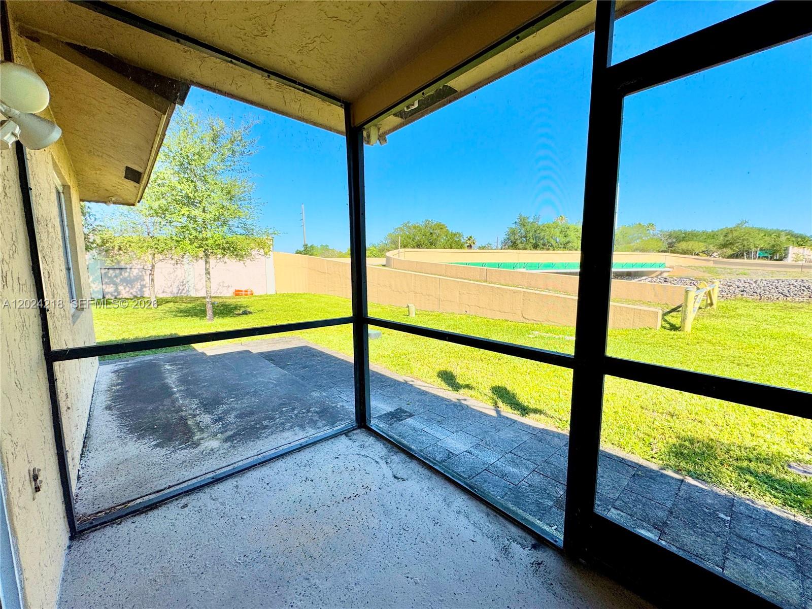 SUNRISE GOLF VILLAGE SEC - Residential Lease