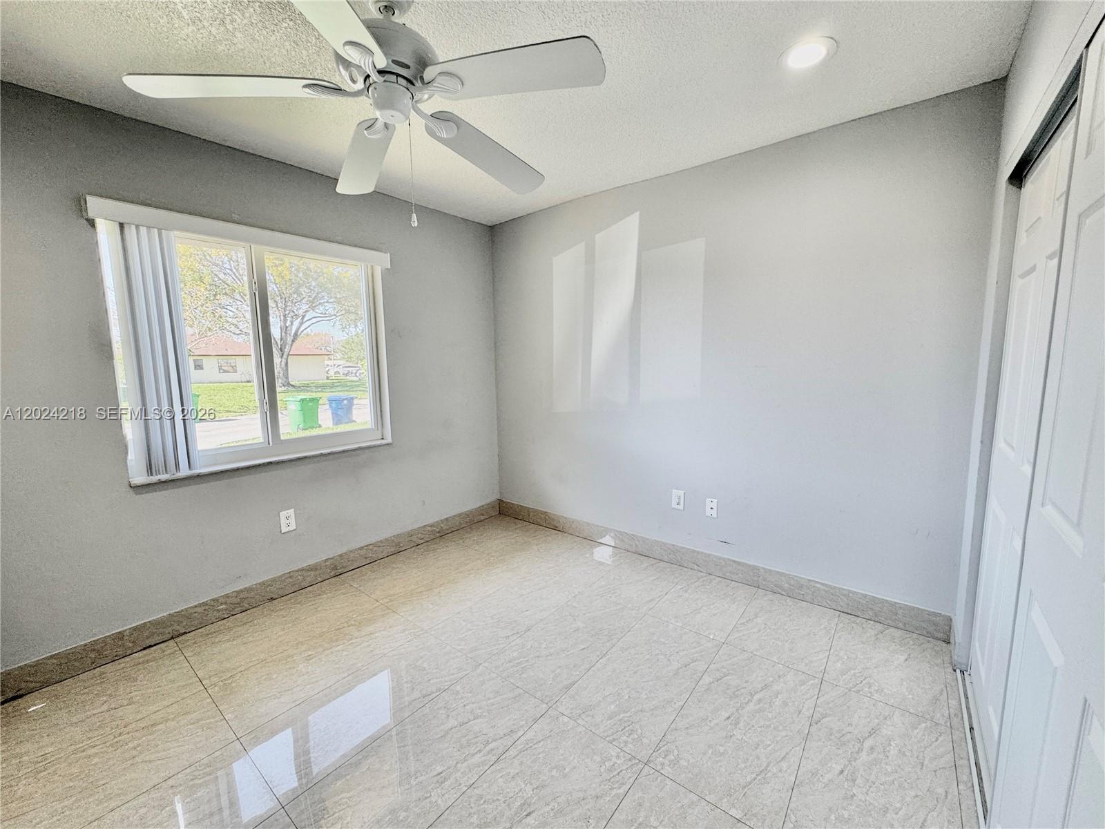 SUNRISE GOLF VILLAGE SEC - Residential Lease