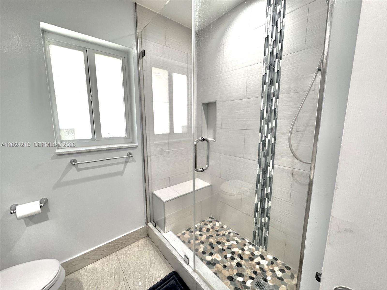 SUNRISE GOLF VILLAGE SEC - Residential Lease