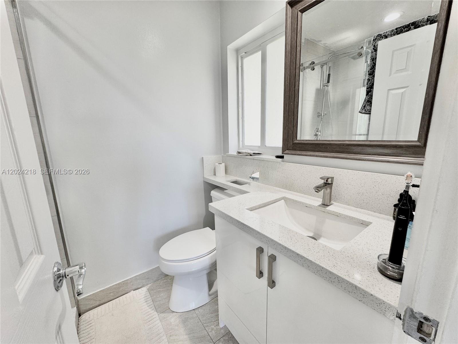 SUNRISE GOLF VILLAGE SEC - Residential Lease