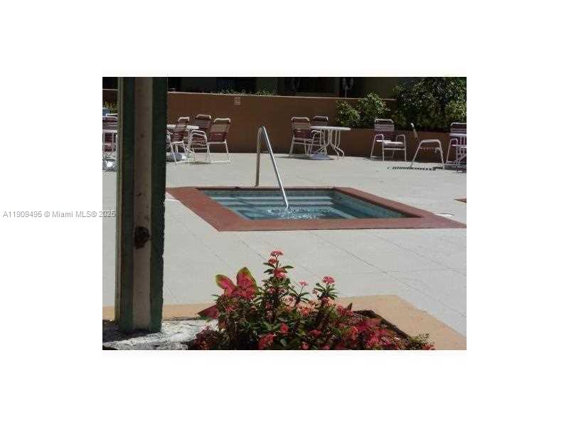 PEPPERMILL KENDALE LK'S W - Residential