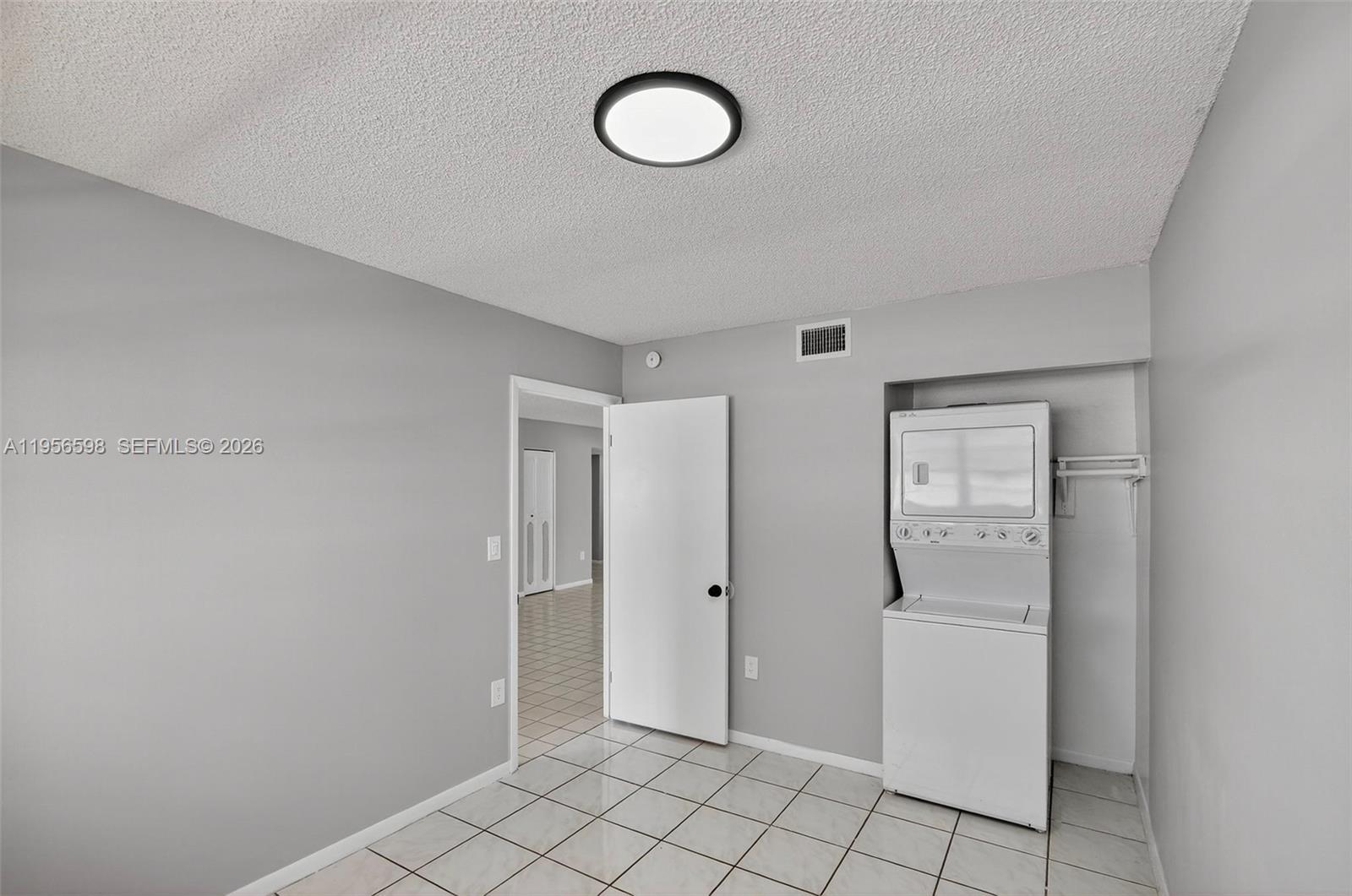 Ocean View Plaza - Residential