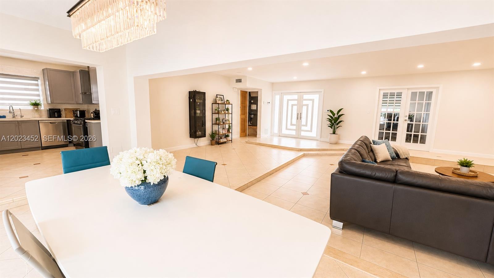VILLA SERENA - Residential