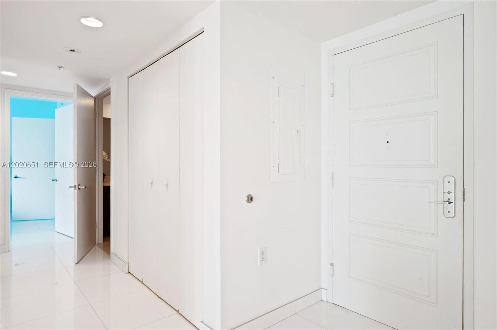 200 Sunny Isles Blvd 2-806