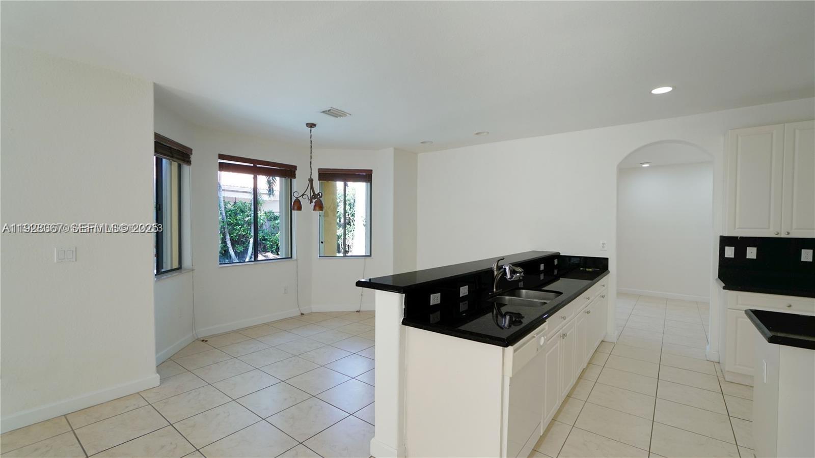 CUTLER CAY - Residential Lease