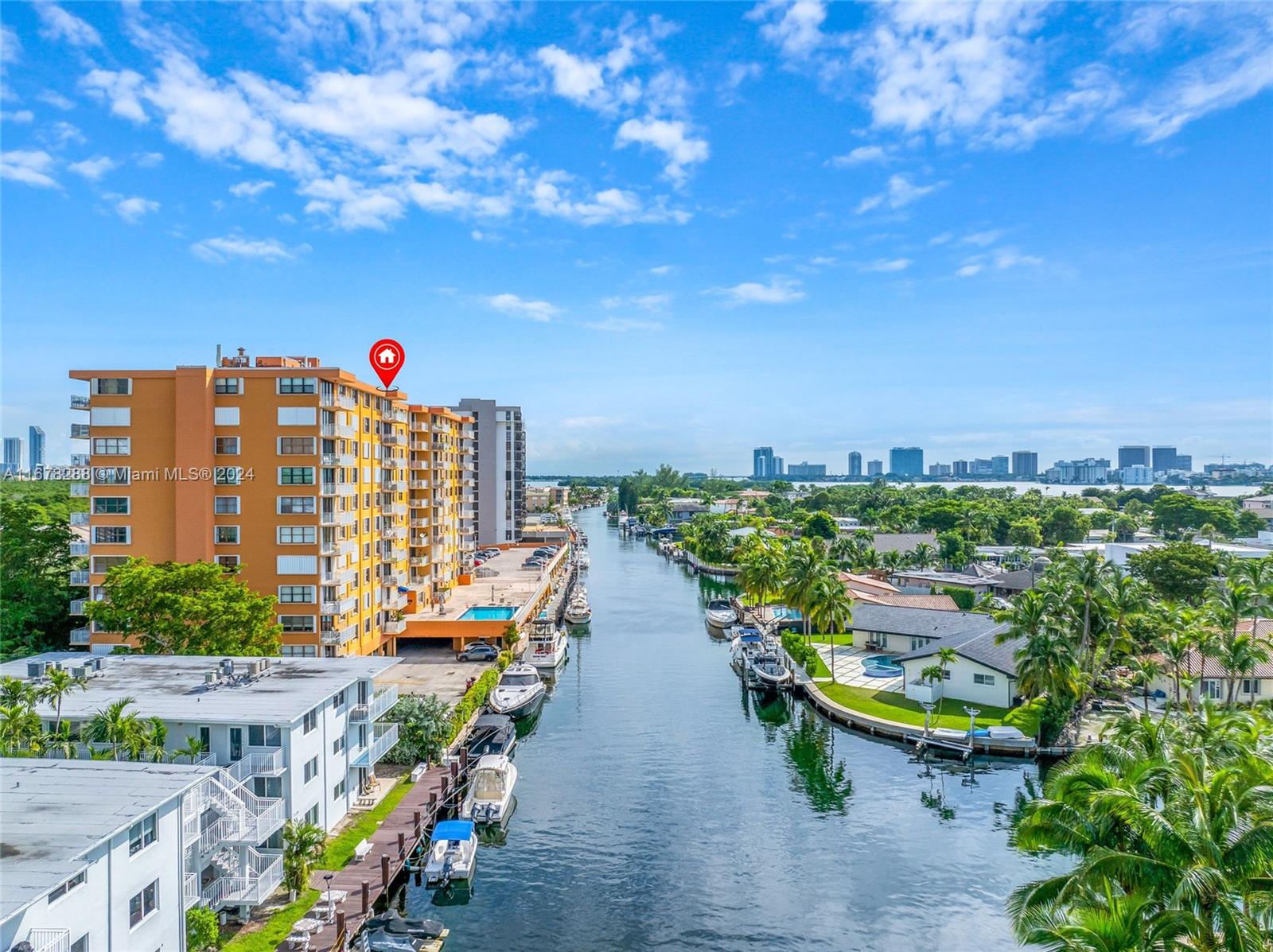 WATERSIDE TOWERS CONDO - Residential
