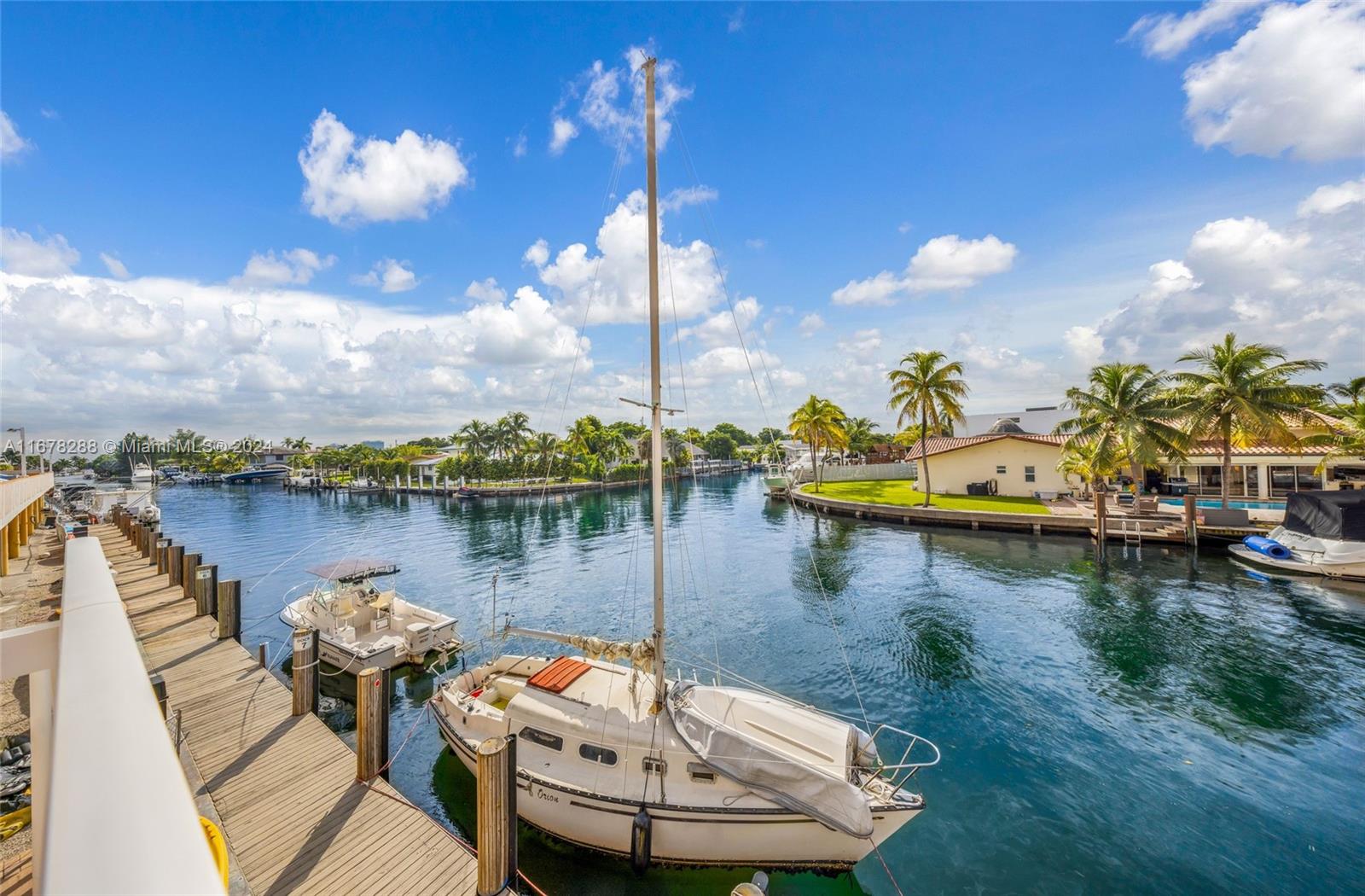 WATERSIDE TOWERS CONDO - Residential