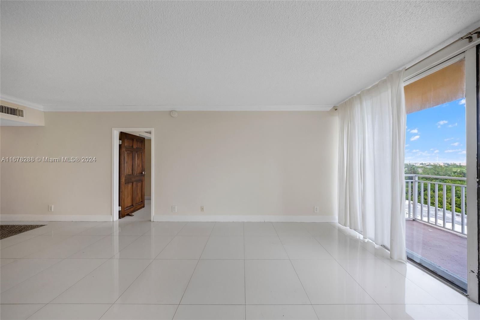 WATERSIDE TOWERS CONDO - Residential