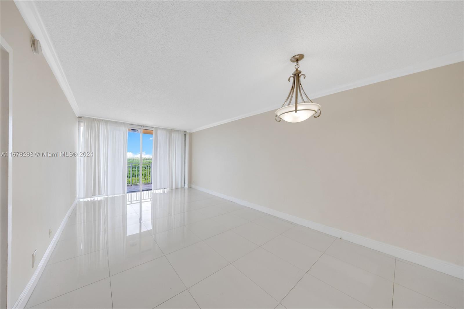 WATERSIDE TOWERS CONDO - Residential