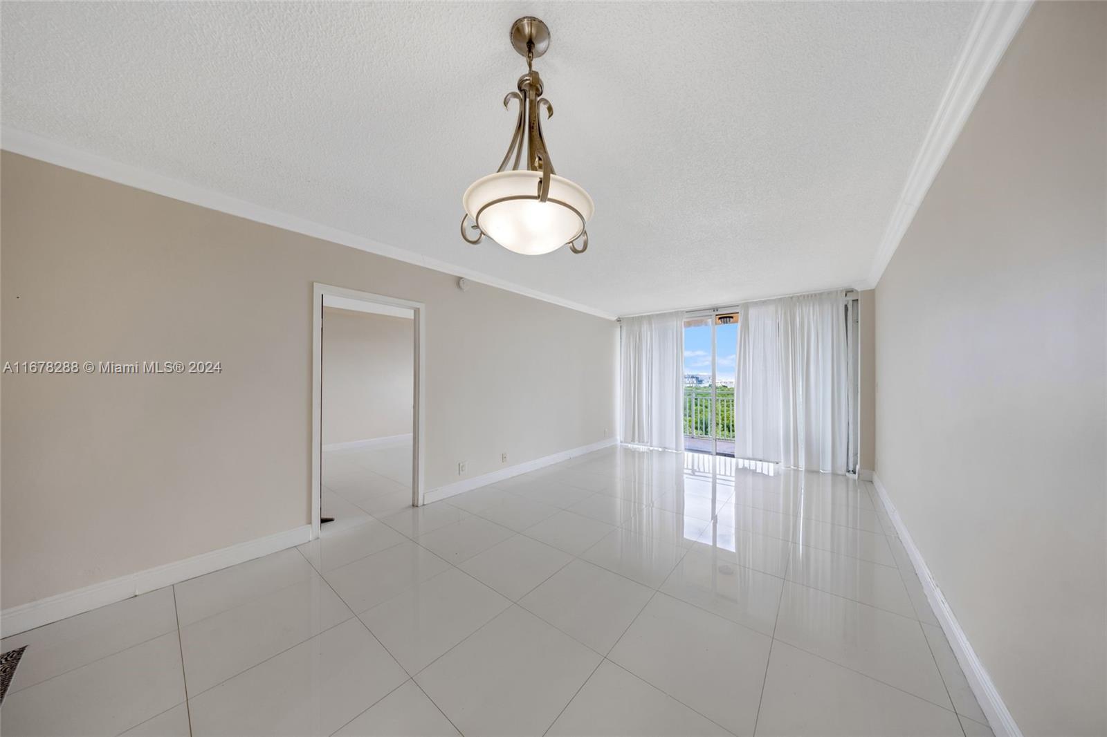 WATERSIDE TOWERS CONDO - Residential