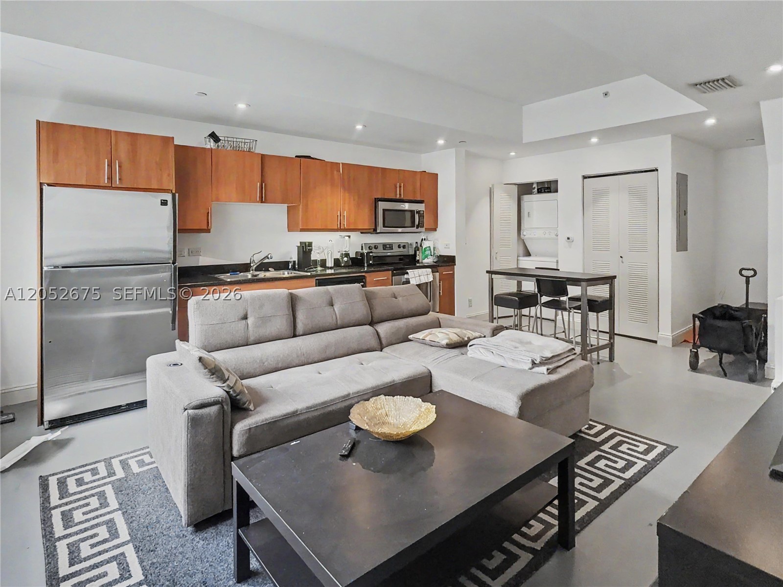 111 E Flagler St 410