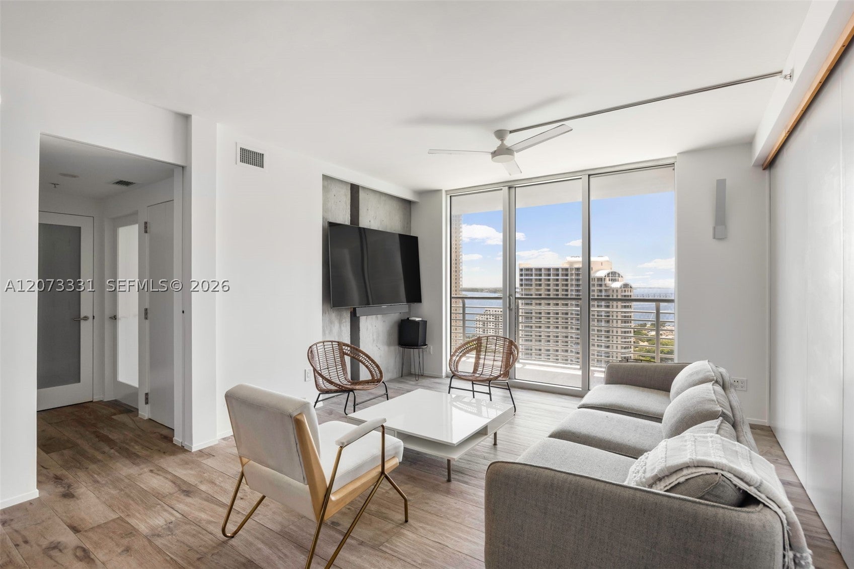 335 S Biscayne Blvd 2805