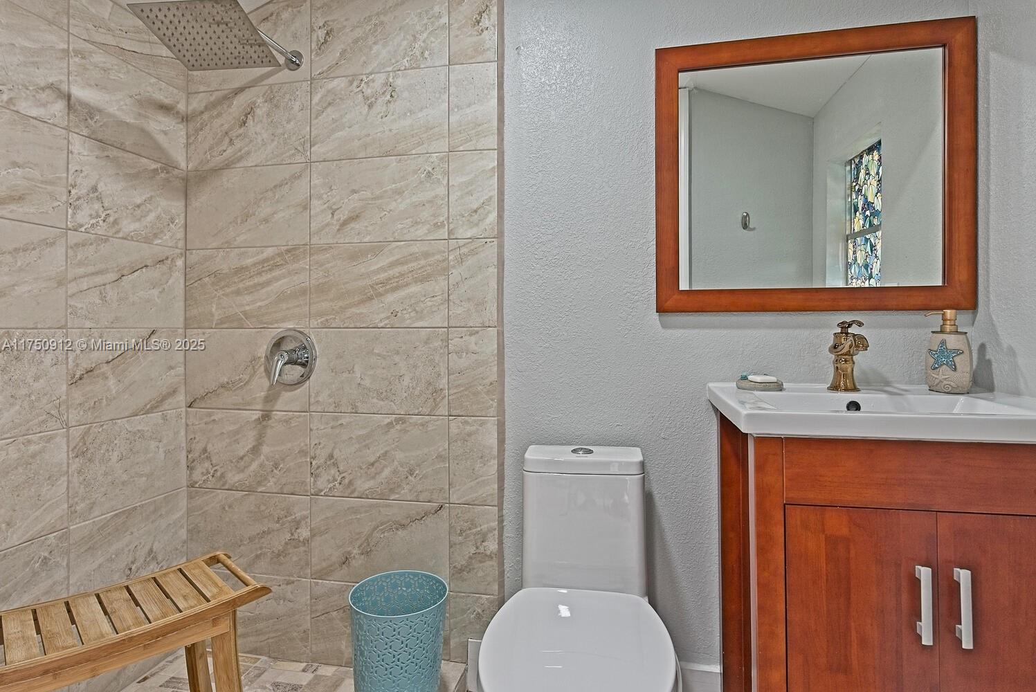 REDLANDS - Residential