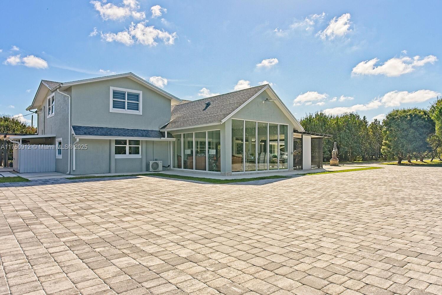 Property for Sale at 18955 Sw 264 Street, Homestead, Miami-Dade County, Florida - Bedrooms: 7 
Bathrooms: 4  - $4,850,000