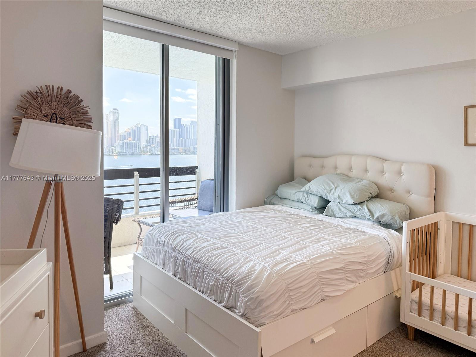 MYSTIC POINTE TOWER 500 C - Residential