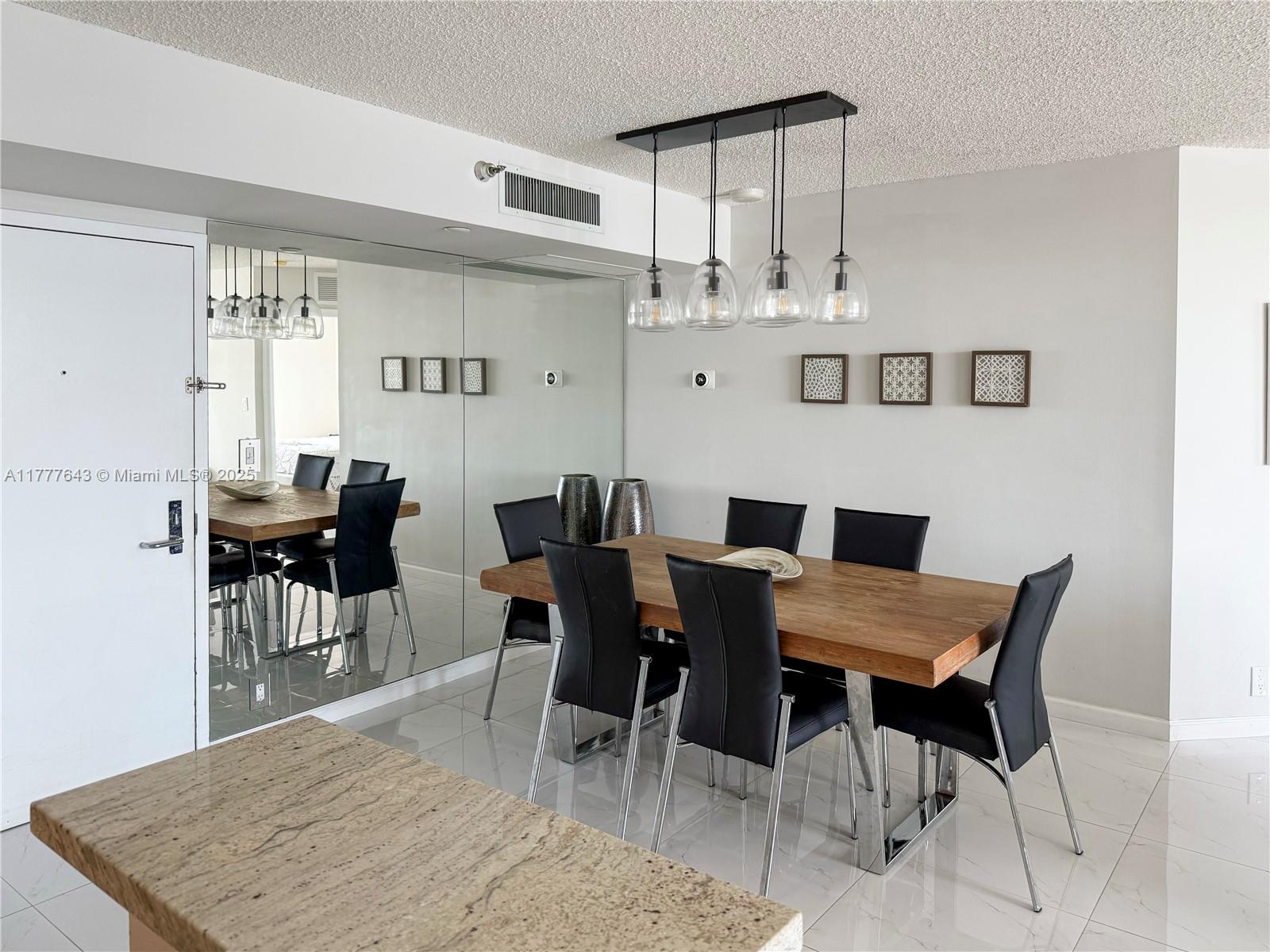 MYSTIC POINTE TOWER 500 C - Residential