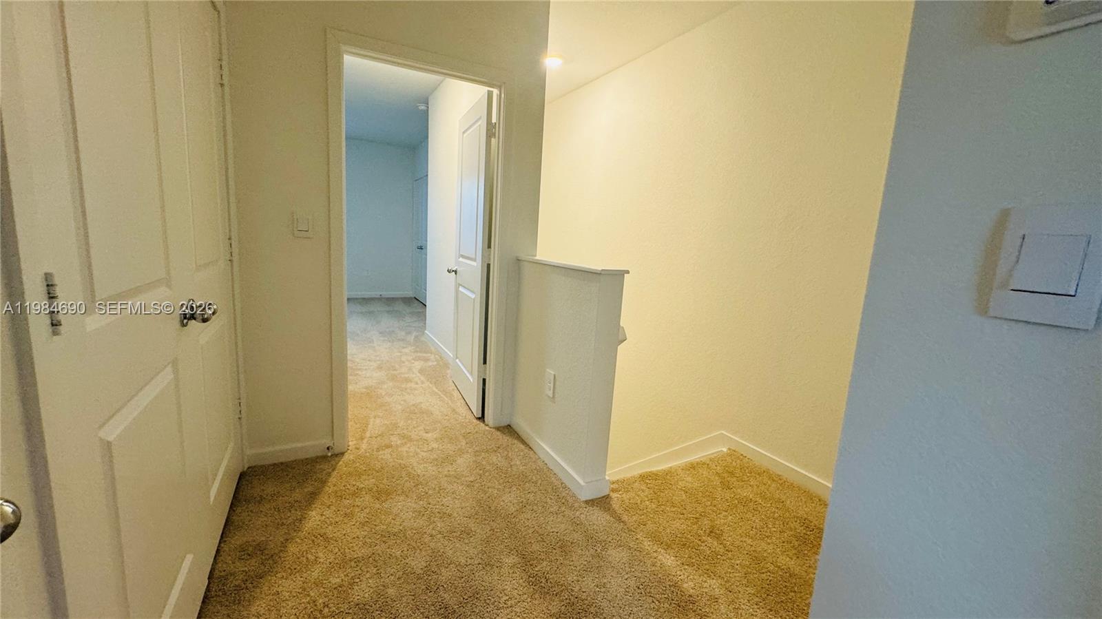 PALM CAY - Residential