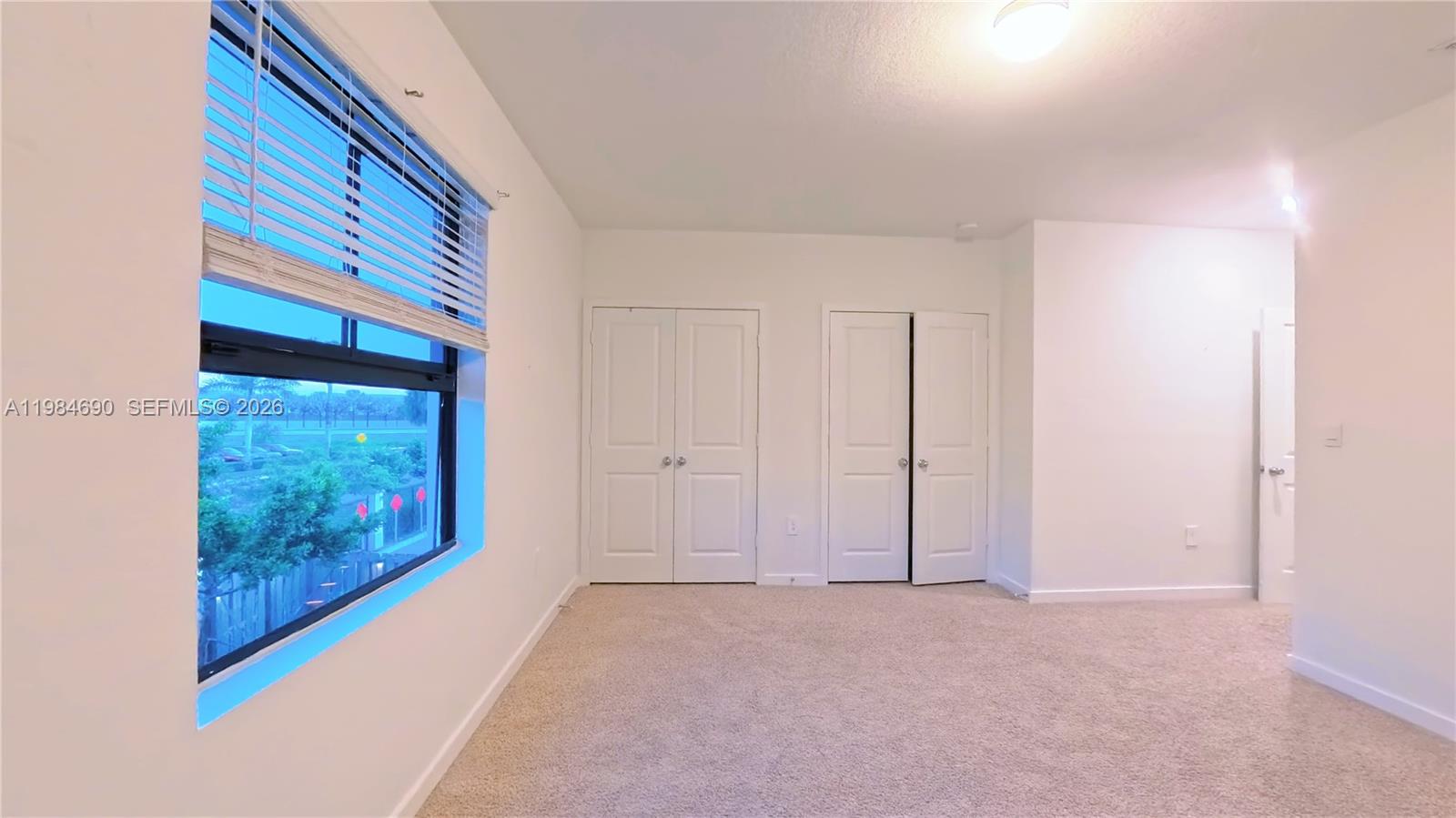 PALM CAY - Residential