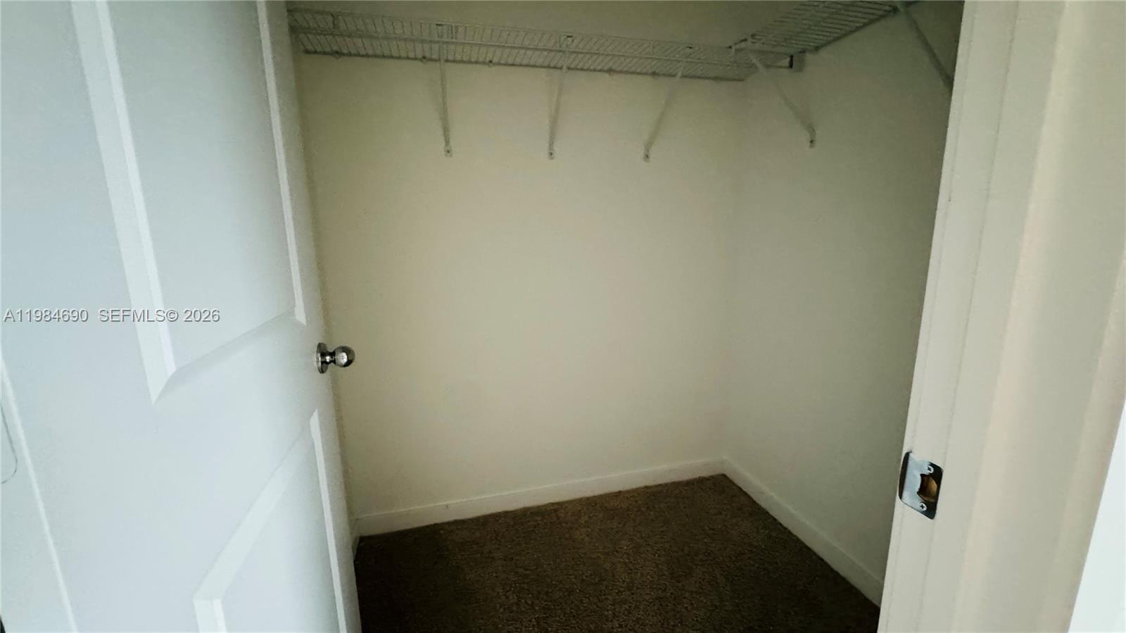 PALM CAY - Residential