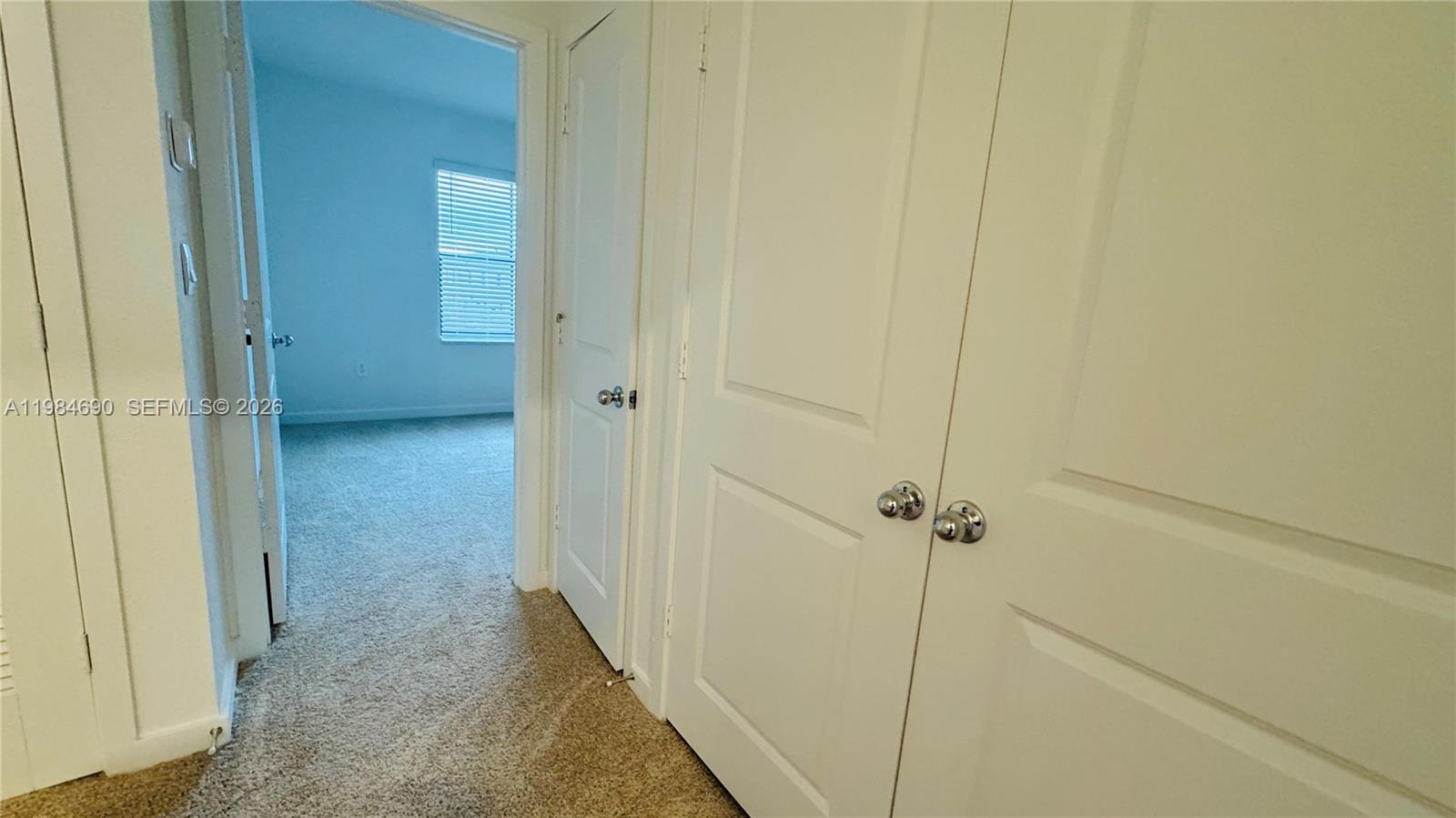 PALM CAY - Residential