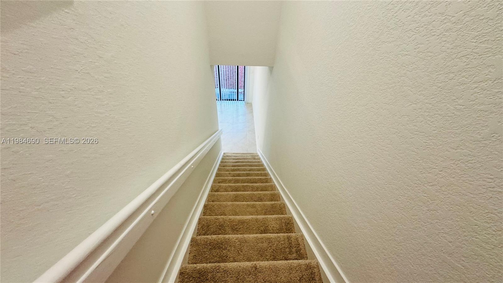 PALM CAY - Residential