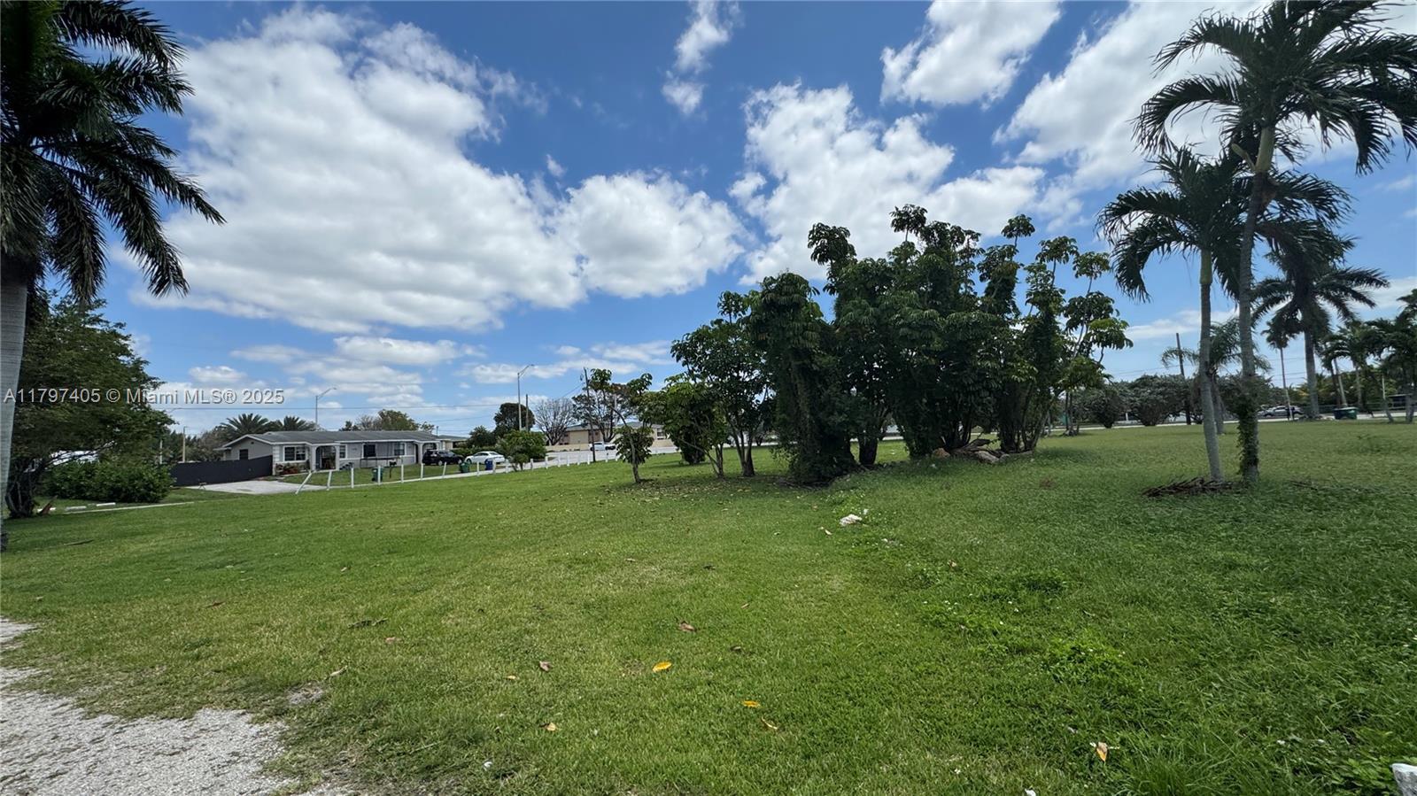 11434 NW 22nd Ave 11434