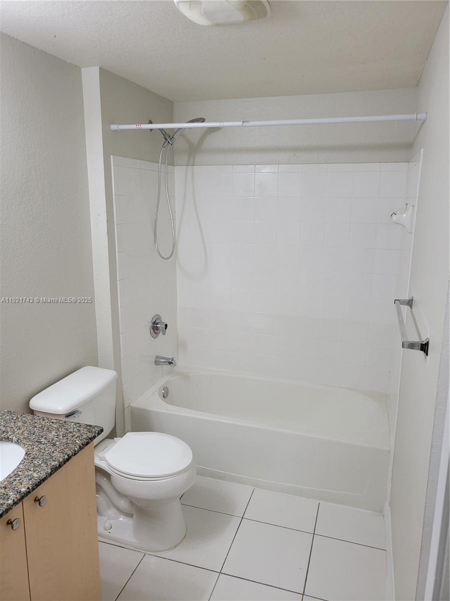 AVENTINE AT MIRAMAR CONDO - Residential Lease