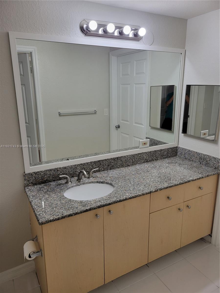 AVENTINE AT MIRAMAR CONDO - Residential Lease